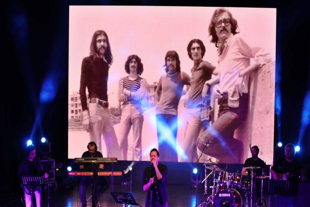 CEM KARACA’YA SELAM