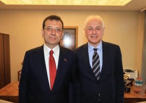 İMAMOĞLU KONUŞMASI İÇİN BEYKOZ BELEDİYESİ ÖNÜNE ÇAĞRI YAPILDI