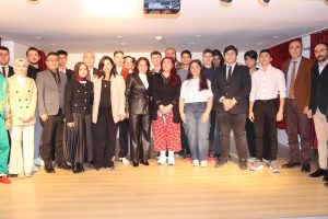 DÜNYA TİYATROLAR GÜNÜ Beykoz Şehit Ömer Halisdemir M.T.A.Lisesi’nde KUTLANDI