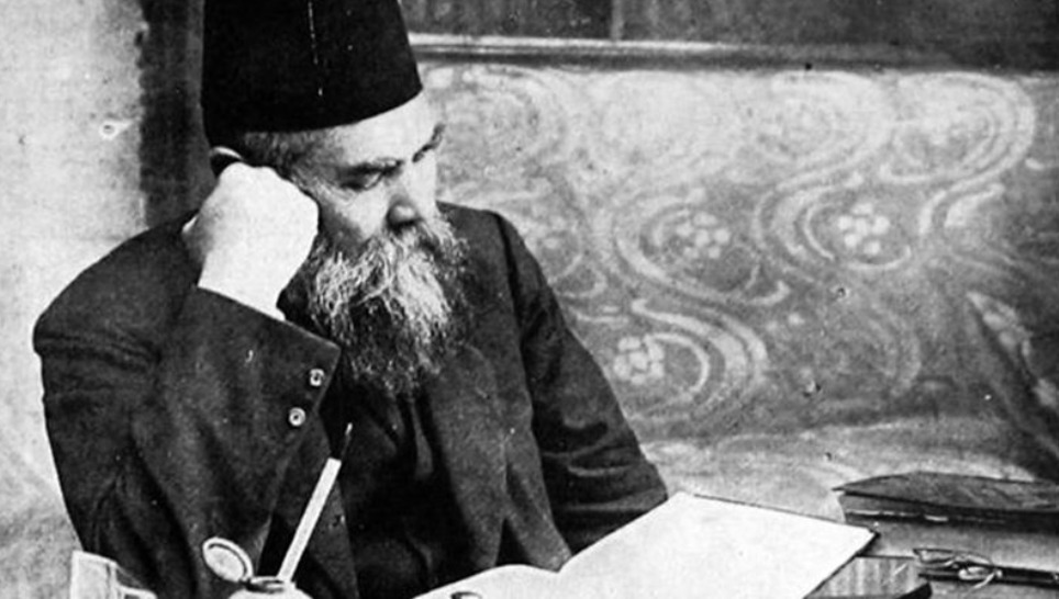 BEYKOZLULAR: AHMET MİTHAT EFENDİ