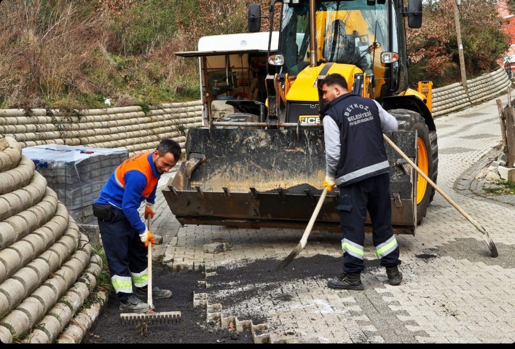 BEYKOZ’DA YOL YAPIM İŞLERİ ARALIKSIZ DEVAM EDİYOR