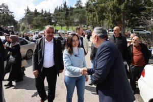 BAYRAMLAŞMAYI SOKAKLARA TAŞIDILAR