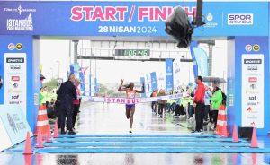 İSTANBUL YARI MARATONU İÇİN GERİ SAYIM BAŞLADI