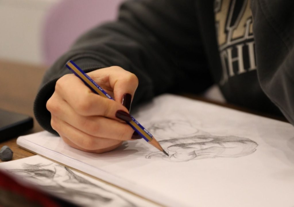 İBB GENÇLİK OFİSLERİNDE KAYITLAR BAŞLIYOR